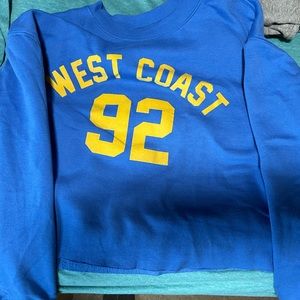 Crop top sweater shirt.